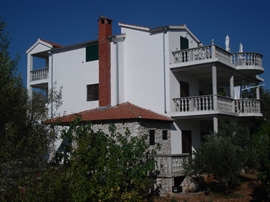 Apartamente Vila Jadran