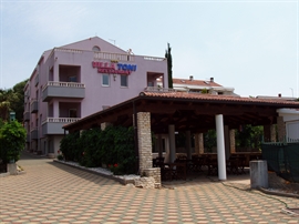 Ferienwohnungen Hotel Villa Toni